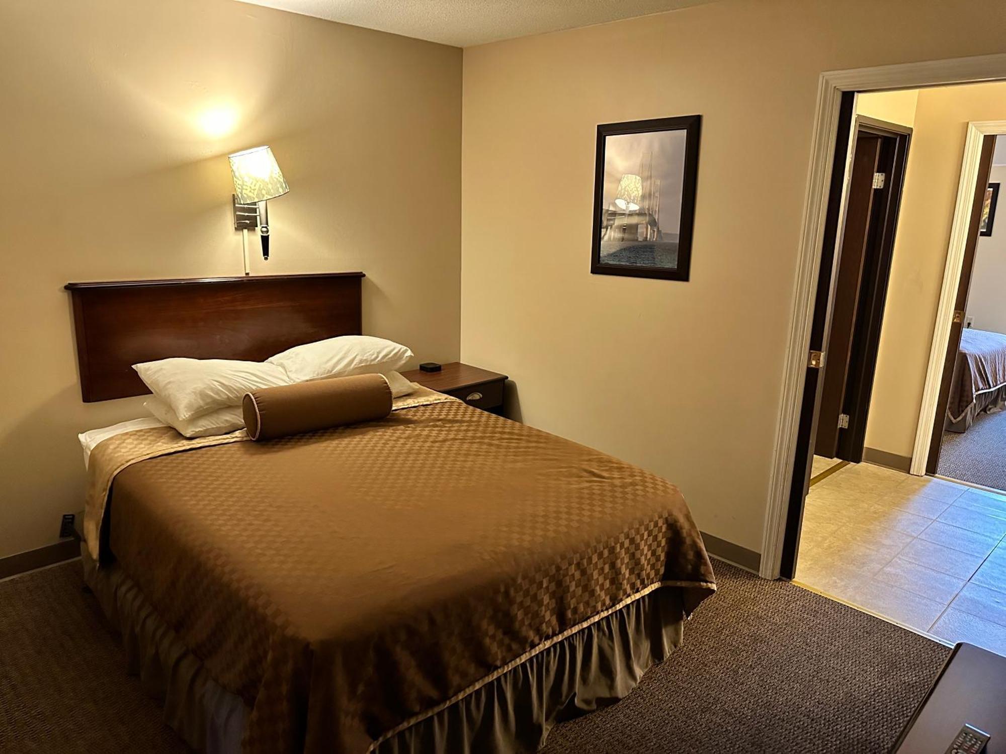 Cedar Hill Lodge Saint Ignace Exterior foto